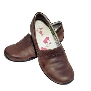 Ahnu Shoes Womens  Jackie Pro Slip On Brown Leather Casual Comfort Size 6.